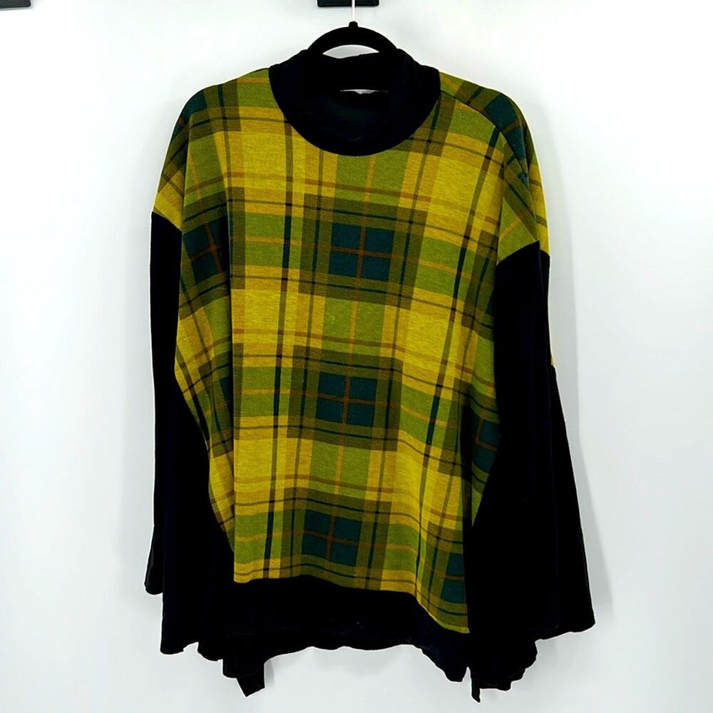 Alembika Plaid Trapeze Top - Gold Tartan with black - Medium